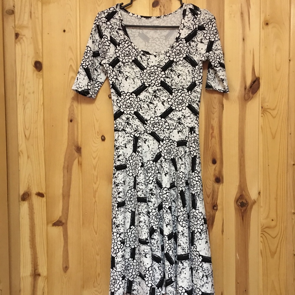 LuLaRoe  Nicole Dress XS Excellent Condition